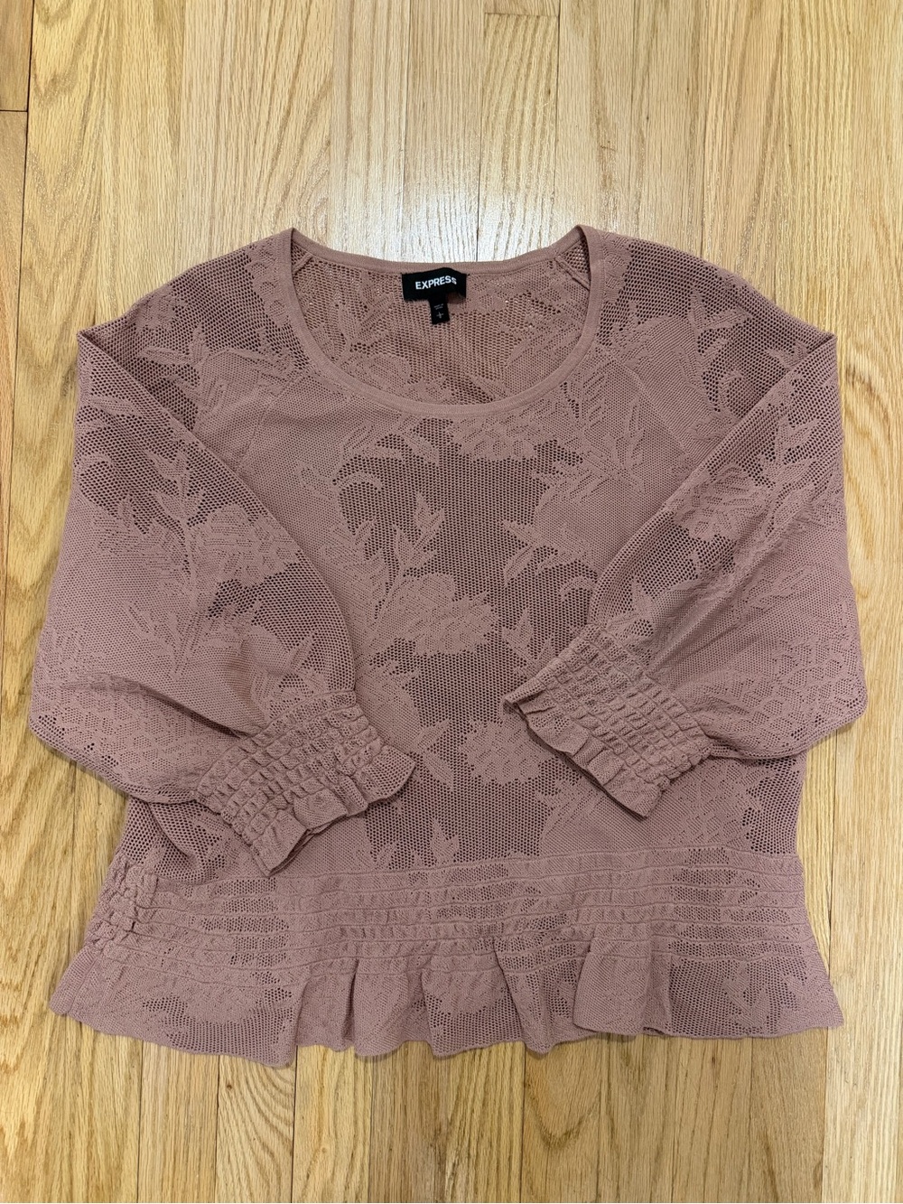 Express Women's Mauve Lace Peplum Tunic